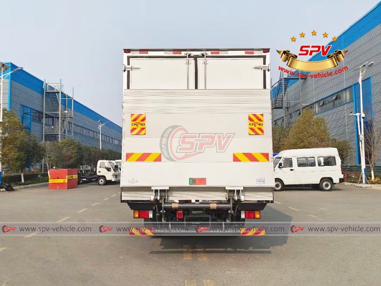 4 Ton Cold Room Truck  ISUZU - Rear Side View